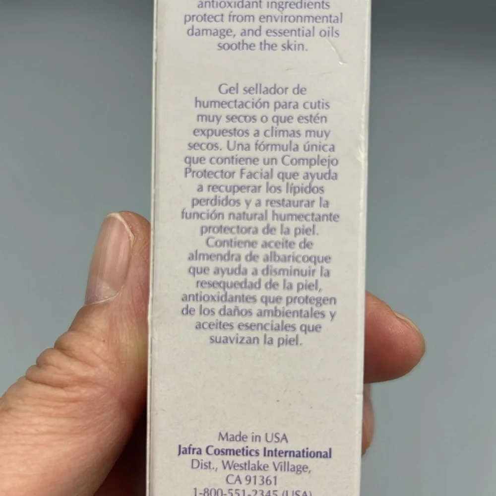 Vintage Jafra Moisture Seal for Extra Dry Skin & Extreme Dry Weather Conditions